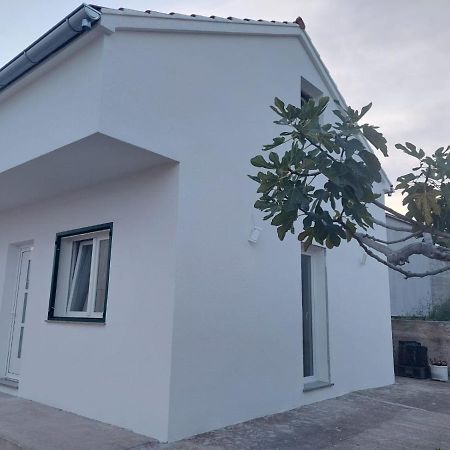 Your Private Summer House Vodice Ngoại thất bức ảnh